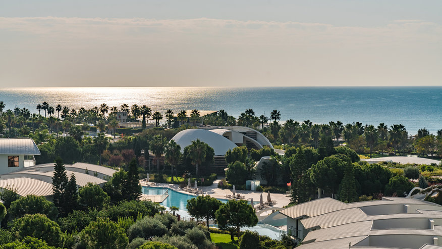 Cornelia Diamond Luxury Golf Resort & Spa: шикарный пятизвездочный отель с концепцией «все включено» предлагает пакеты для игры в гольф на чемпионских гольф-полях, спроектированных Ником Фалдо, чтобы сделать ваш отпуск незабываемым.