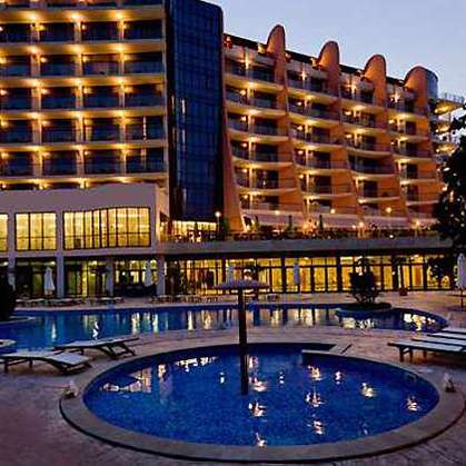 Бальнеолечение в Болгарии: отель  DoubleTree by Hilton Hotel Varna - Golden Sands , Золотые пески