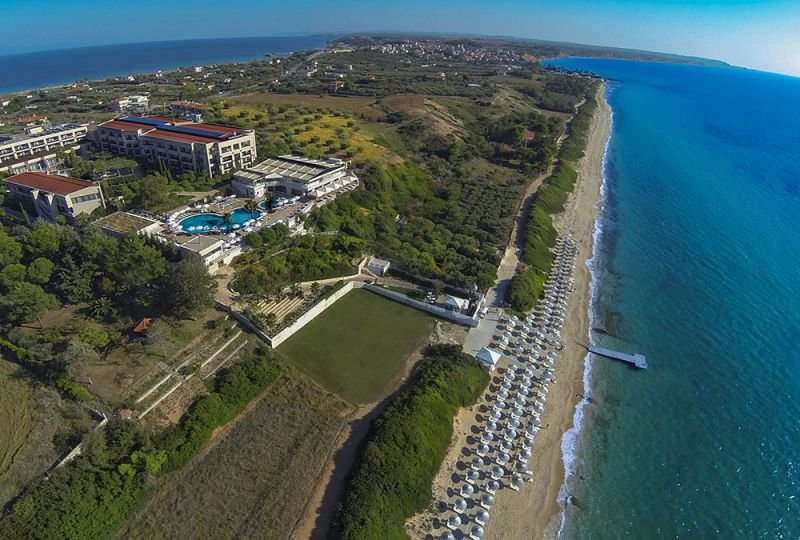Отель Pomegranate Wellness Spa считается одним из лучших новых отелей на Халкидиках и самым потрясающим спа-курортом в Греции. 